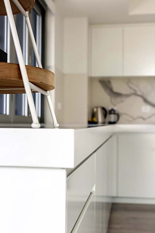 Astina Suites, Forster