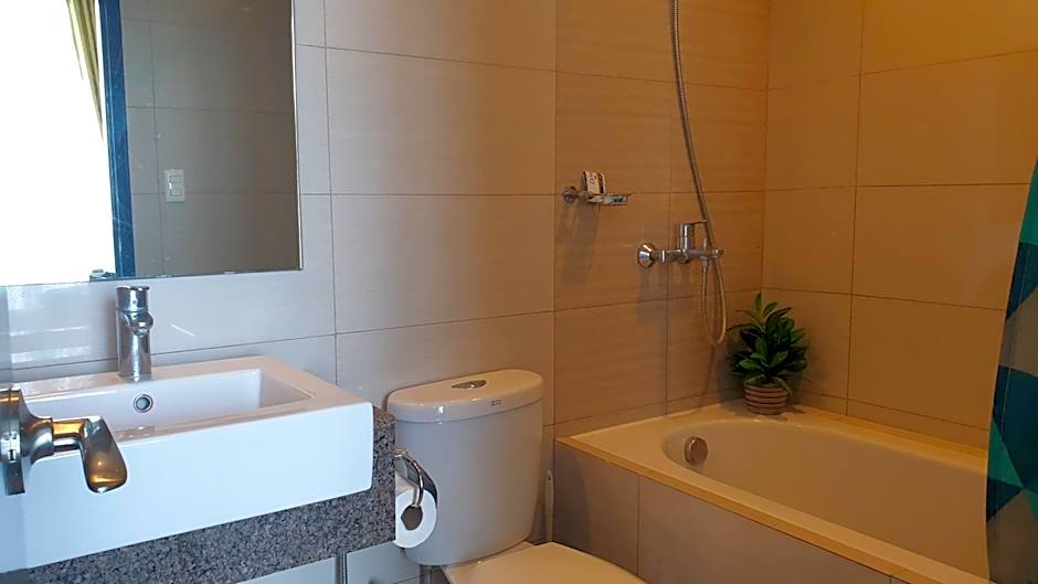 Mactan Newtown with Sun Set and Garden View