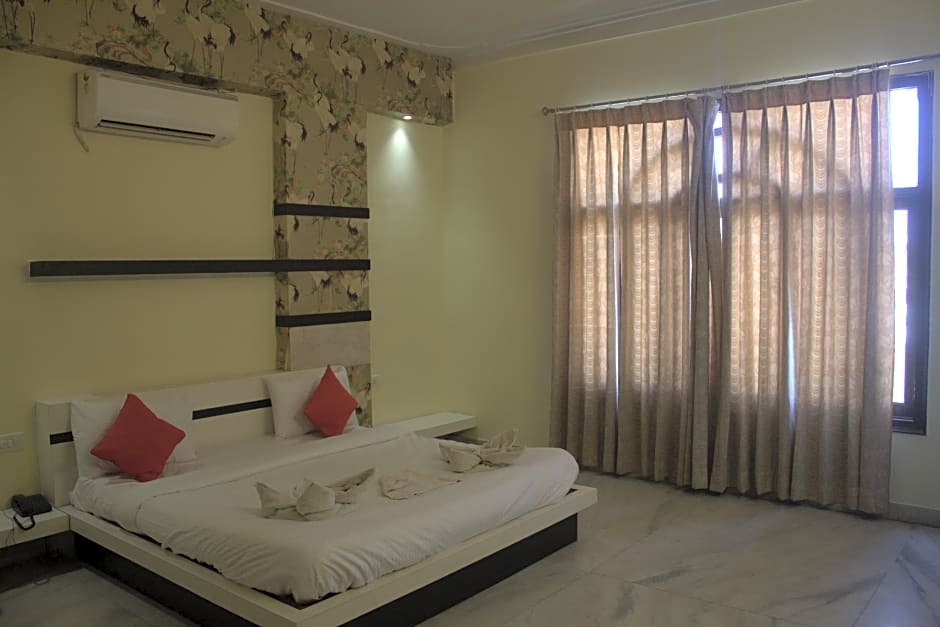 Hotel Jai Mahal - A Unit of Sada Shiv