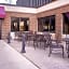 Holiday Inn Hotel & Suites Warren by IHG