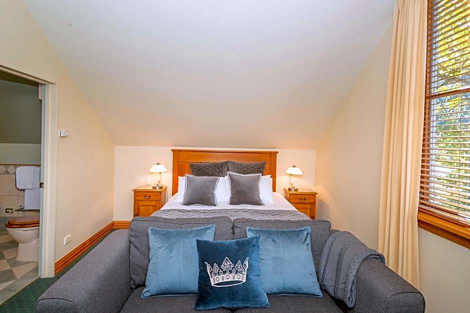 Arrowtown House Boutique Hotel