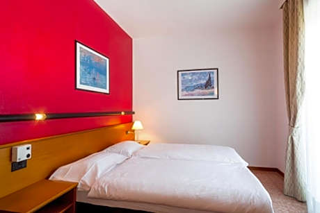 Single Room with Balcony