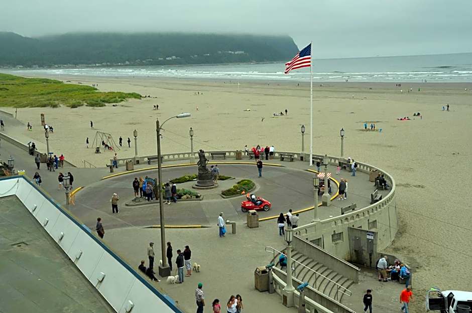 Promenade Inn & Suites Oceanfront