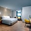 Holiday Inn Hotel And Suites Kunshan Huaqiao By IHG