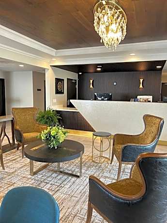 Brady Hotel