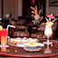 Falaj Daris Hotel