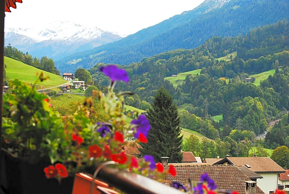 Rooms with Private bathrooms