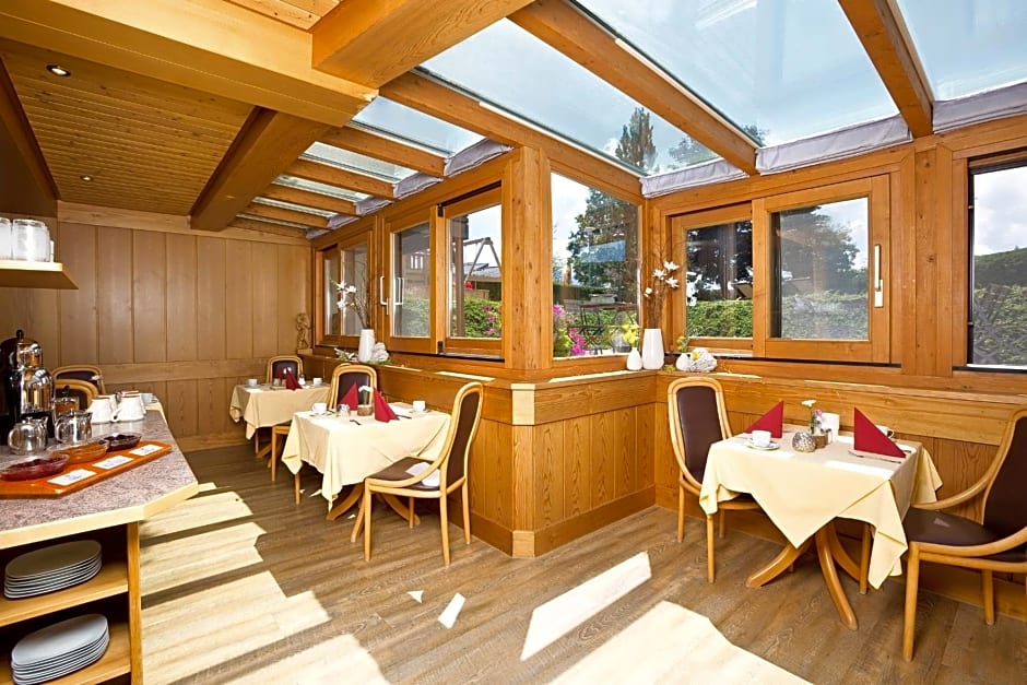 Hotel Alpenglühn