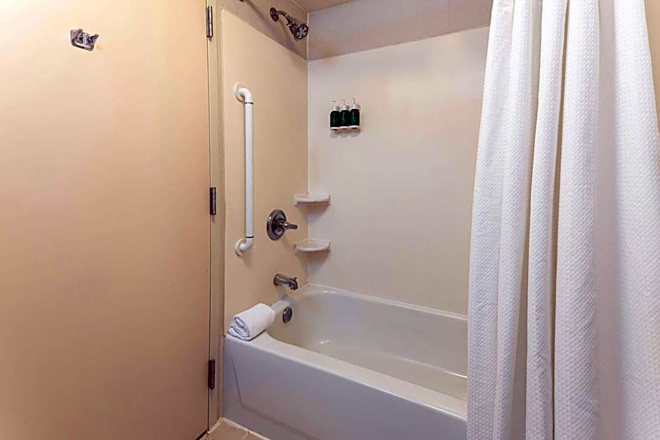 Courtyard by Marriott Charlottesville - University Medical Center