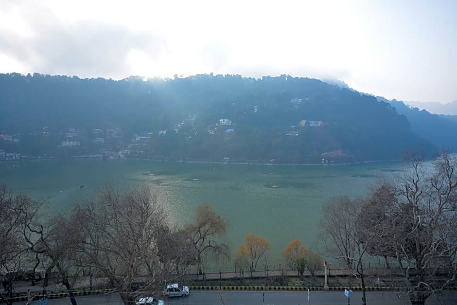 Hotel Happy Home the Lake Paradise