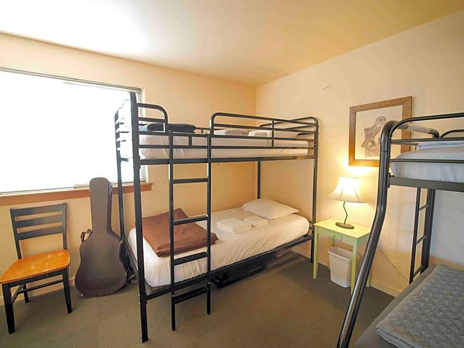 Ashland Commons Hostel