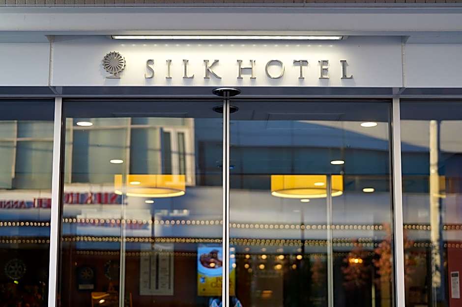 SILK HOTEL