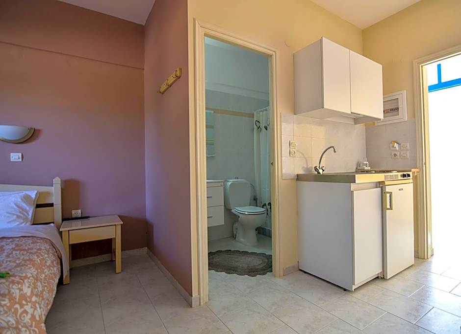 Vardes Hotel Studios