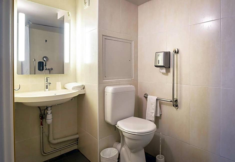 B&B HOTEL Avignon 1