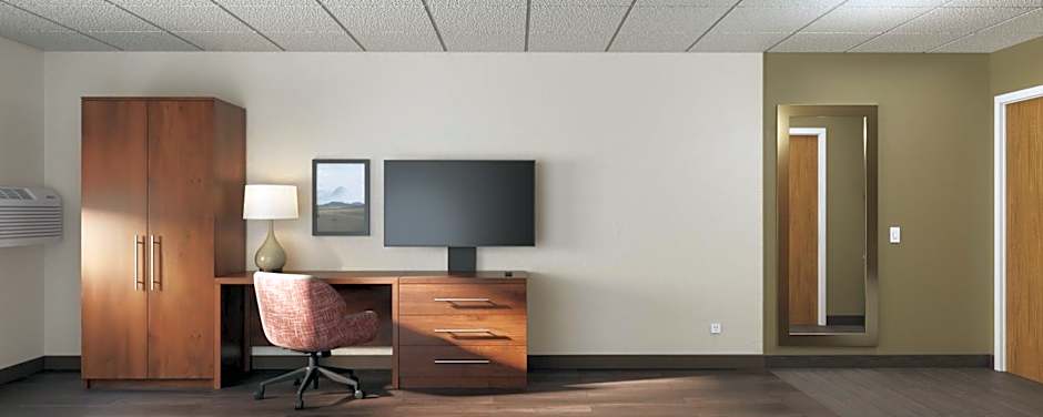 Garner Hotel Butte by IHG