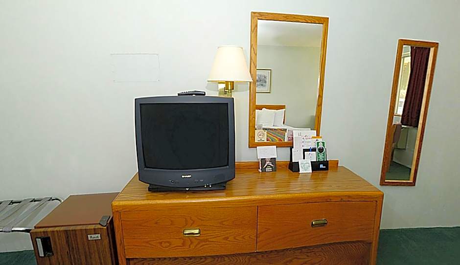 Americas Best Value Inn St. Ignace