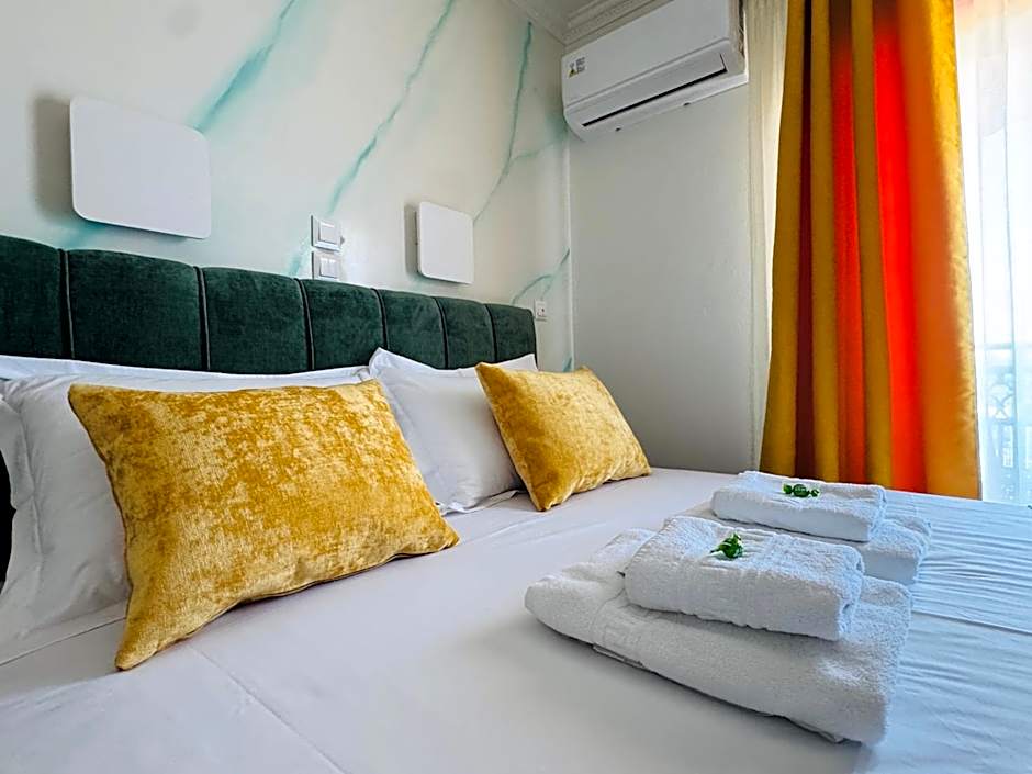Anassa Deluxe Apartments & Studios