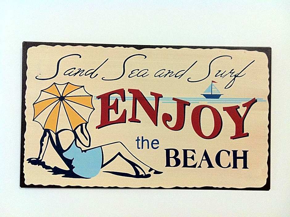 La Costa Beachside Motel