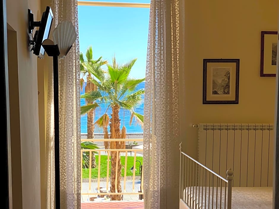Photo 1 of 10 of B&B 47