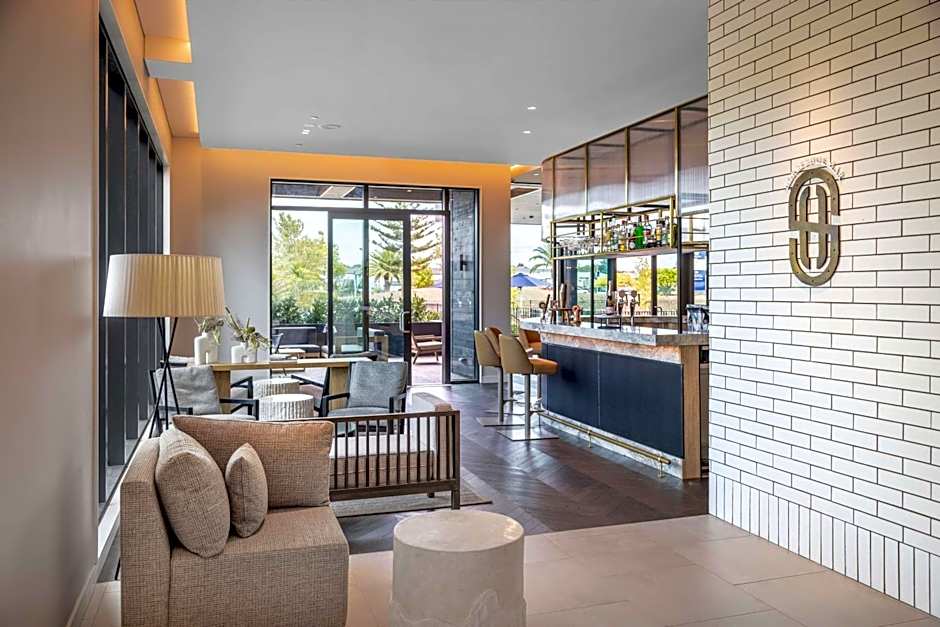 DoubleTree by Hilton Karaka