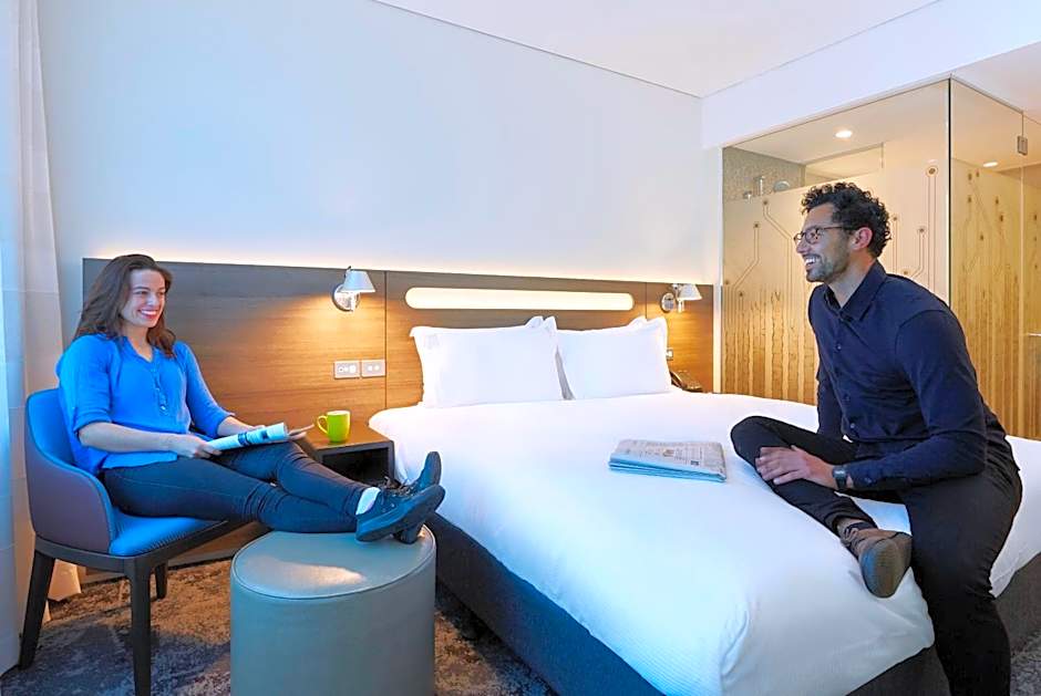 Holiday Inn Express Sydney Macquarie Park By IHG