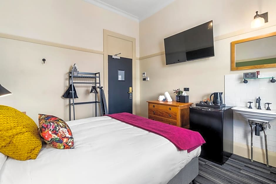 Hotel Queanbeyan Canberra