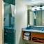 Comfort Suites At Virginia Center Commons