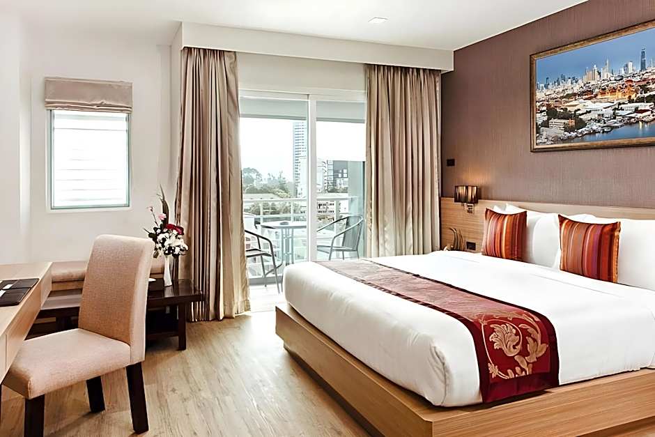 Adelphi Pattaya Hotel