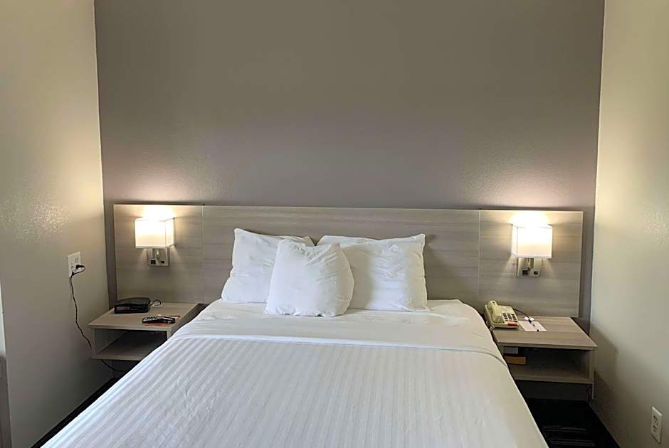 Microtel Inn & Suites by Wyndham Charlotte Airport