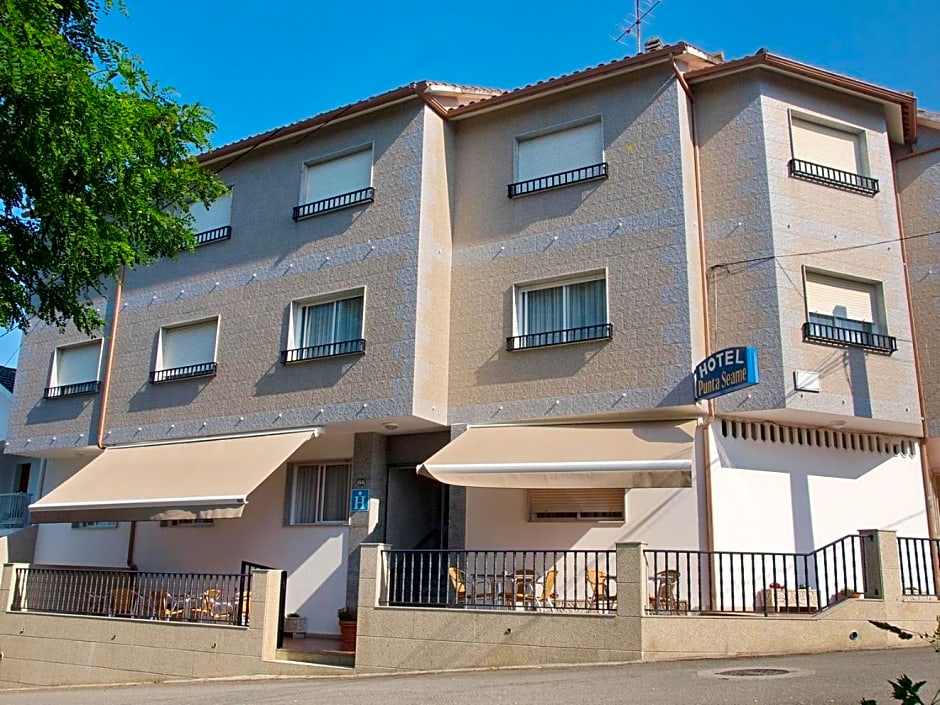 Hotel Punta Seame