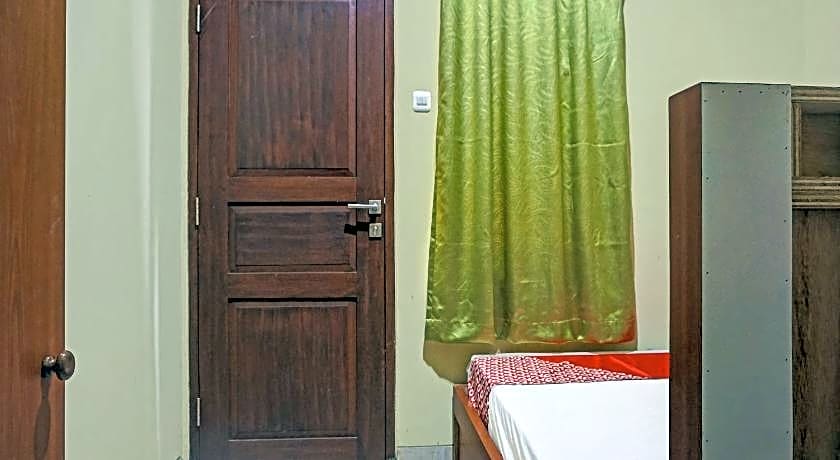 OYO 91649 Orange Homestay Makassar