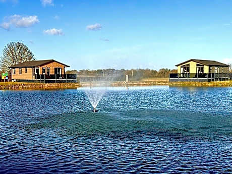 Brackenborough Lakes Resort