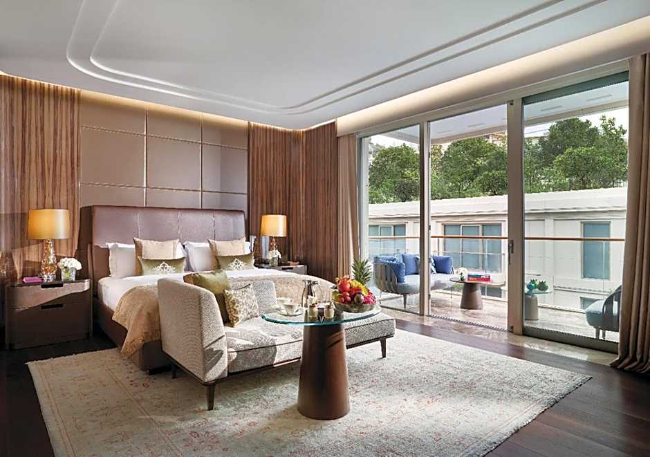 Photo 1 of 4 of Mandarin Bosphorus Suite