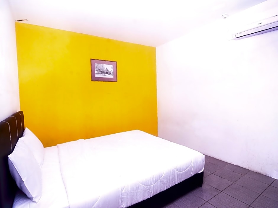 SPOT ON 89886 Backpacker's Stay Services