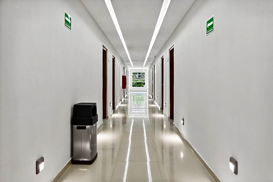Hotel Yeah Rincón de Guayabitos