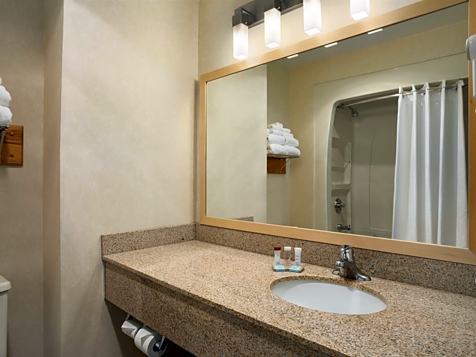 Travelodge by Wyndham Chatham