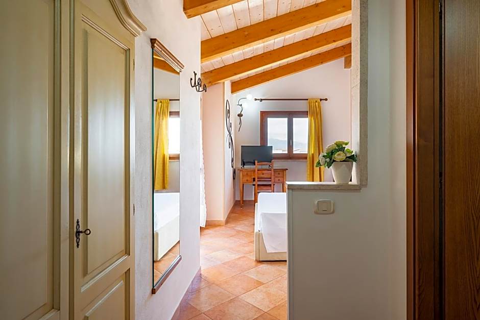 Lola Piccolo Hotel e Appartamenti