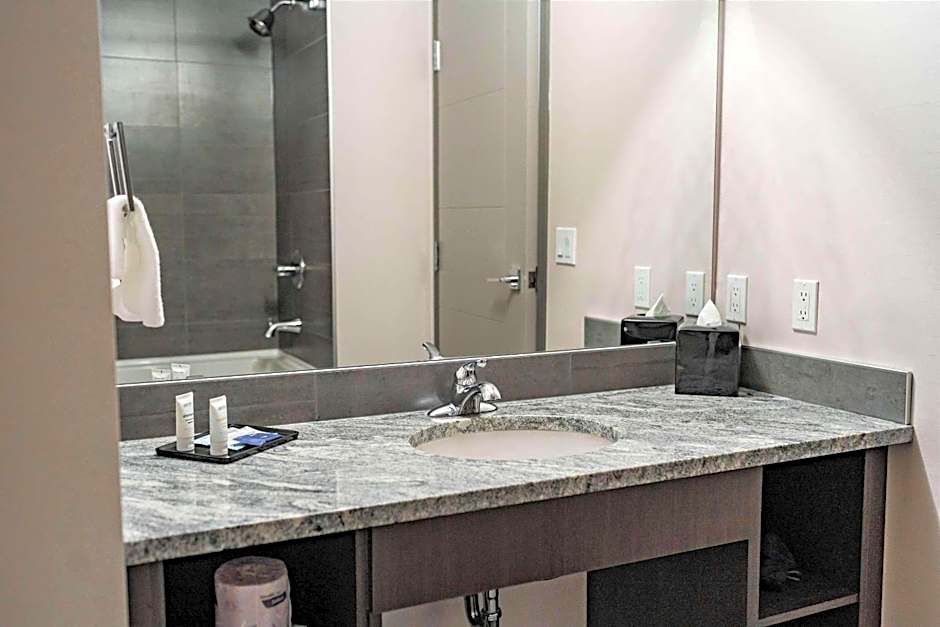 Park Inn by Radisson Edmonton Airport