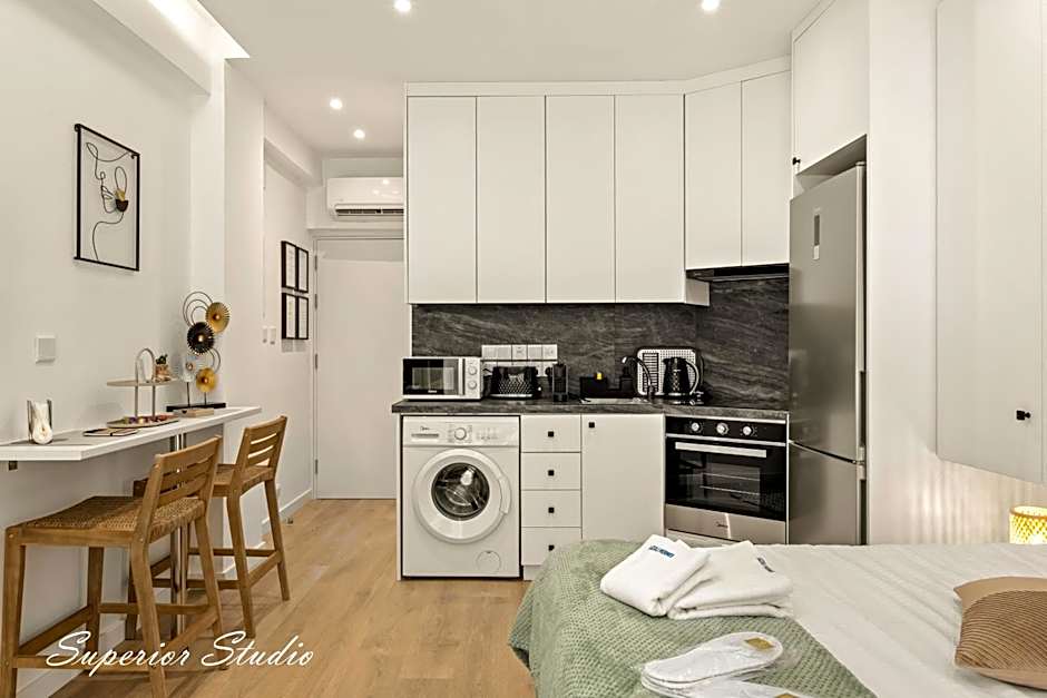 Lazuli Hermes Apartments