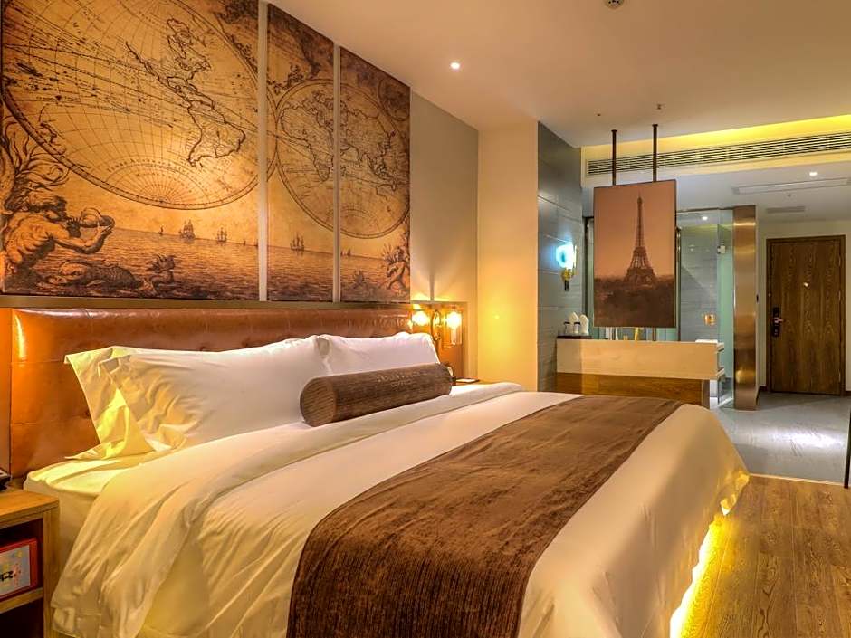James Joyce Coffetel (Changsha Youyi Road Metro Station) – Changsha, KY