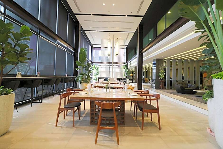 TK Palace Hotel and Convention