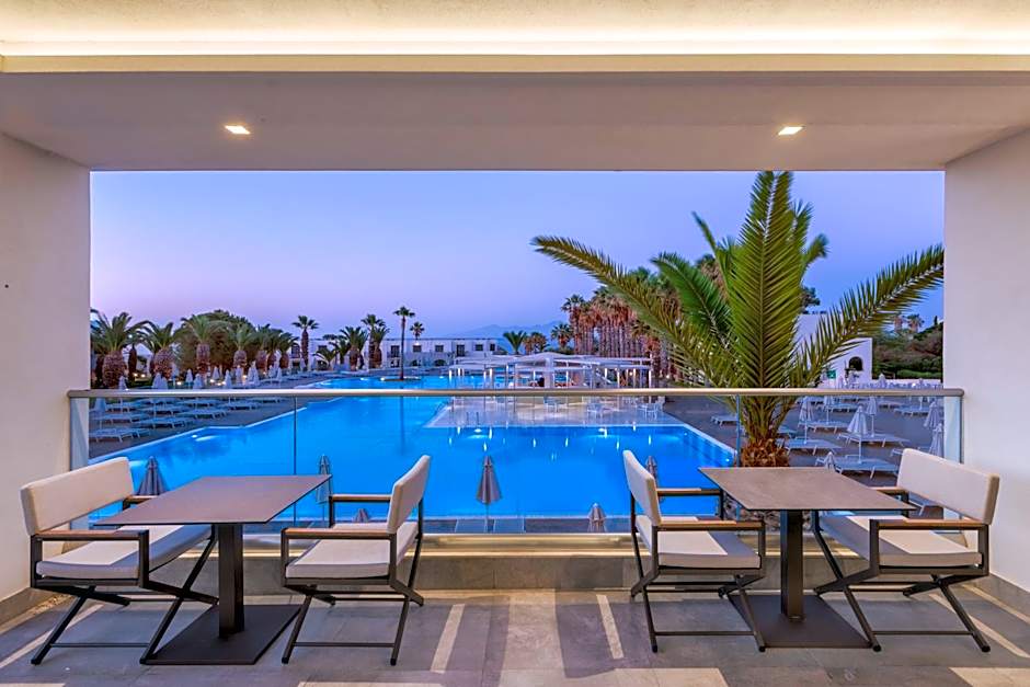 Porto Bello Beach Hotel