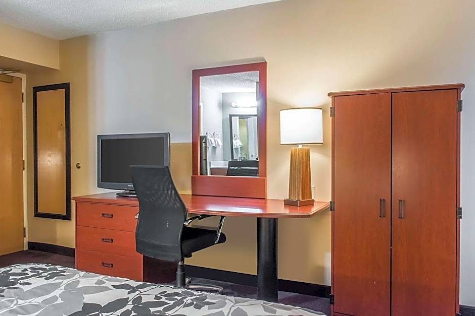 Sleep Inn & Suites Lancaster County