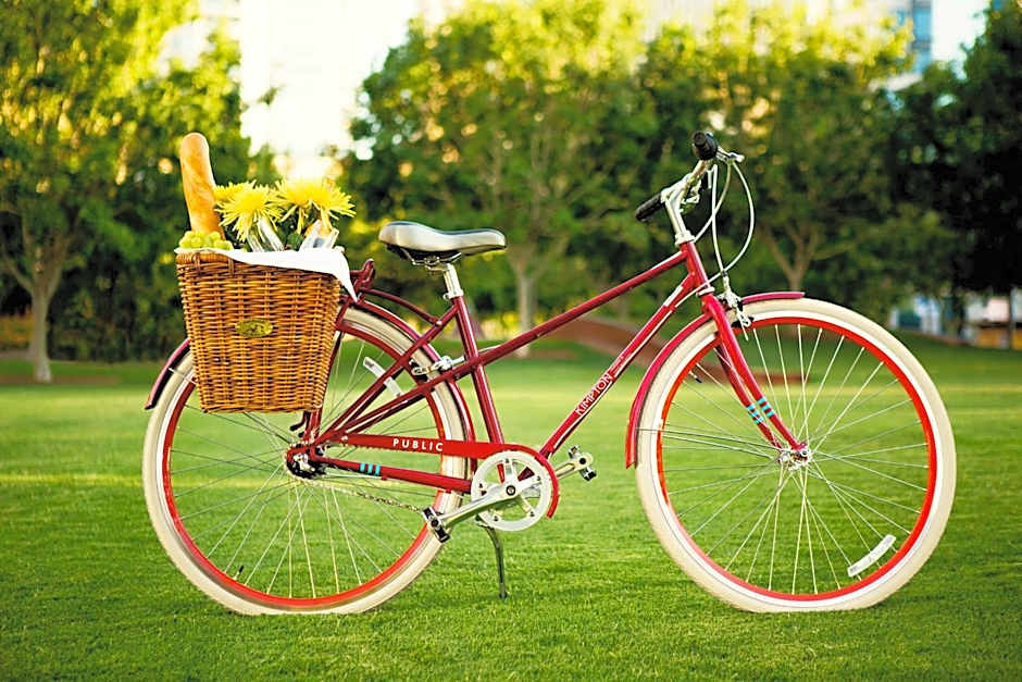 Kimpton Claret Hotel By IHG