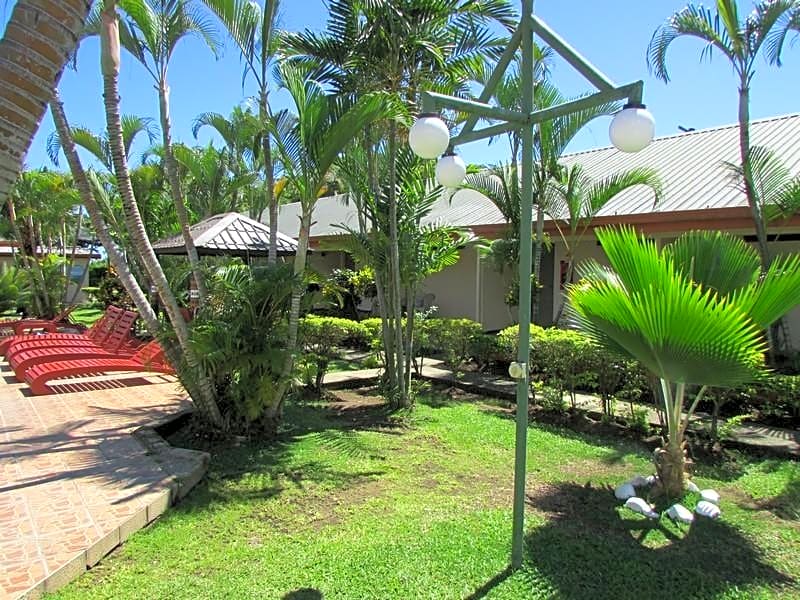 Wailoaloa Beach Resort