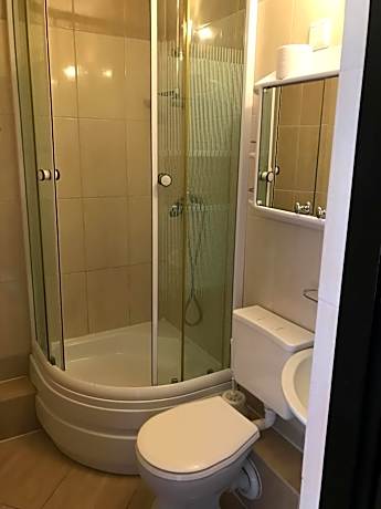Triple Room with City View