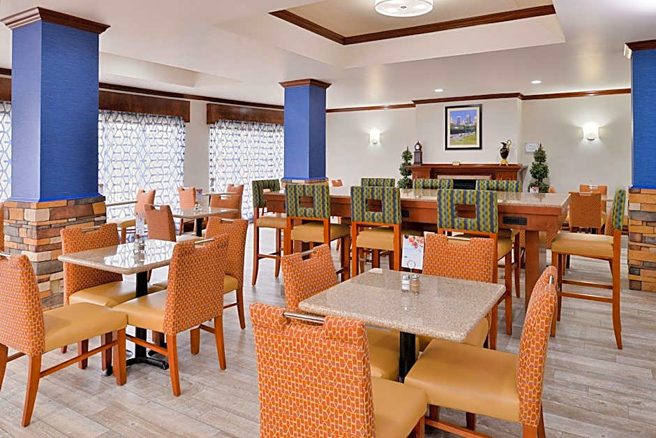 Holiday Inn Express Clanton By IHG