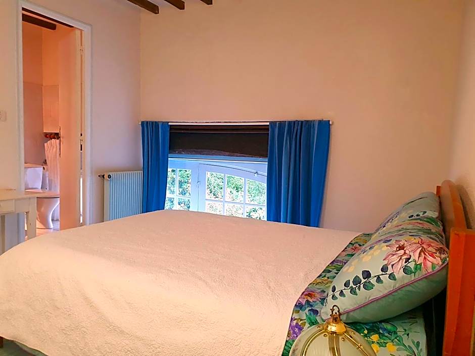 Ferme équestre & Chambres d'hôtes Gateau Stables proche Guédelon