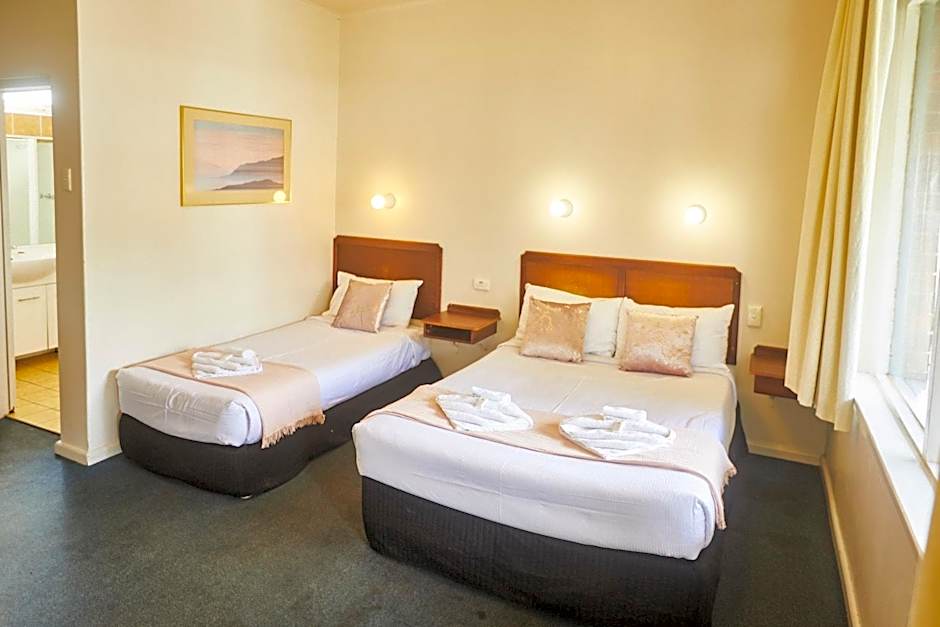 Town and Country Motel