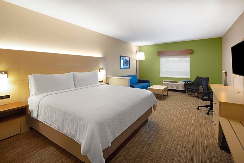 Holiday Inn Express & Suites Ft Myers Beach-Sanibel Gateway